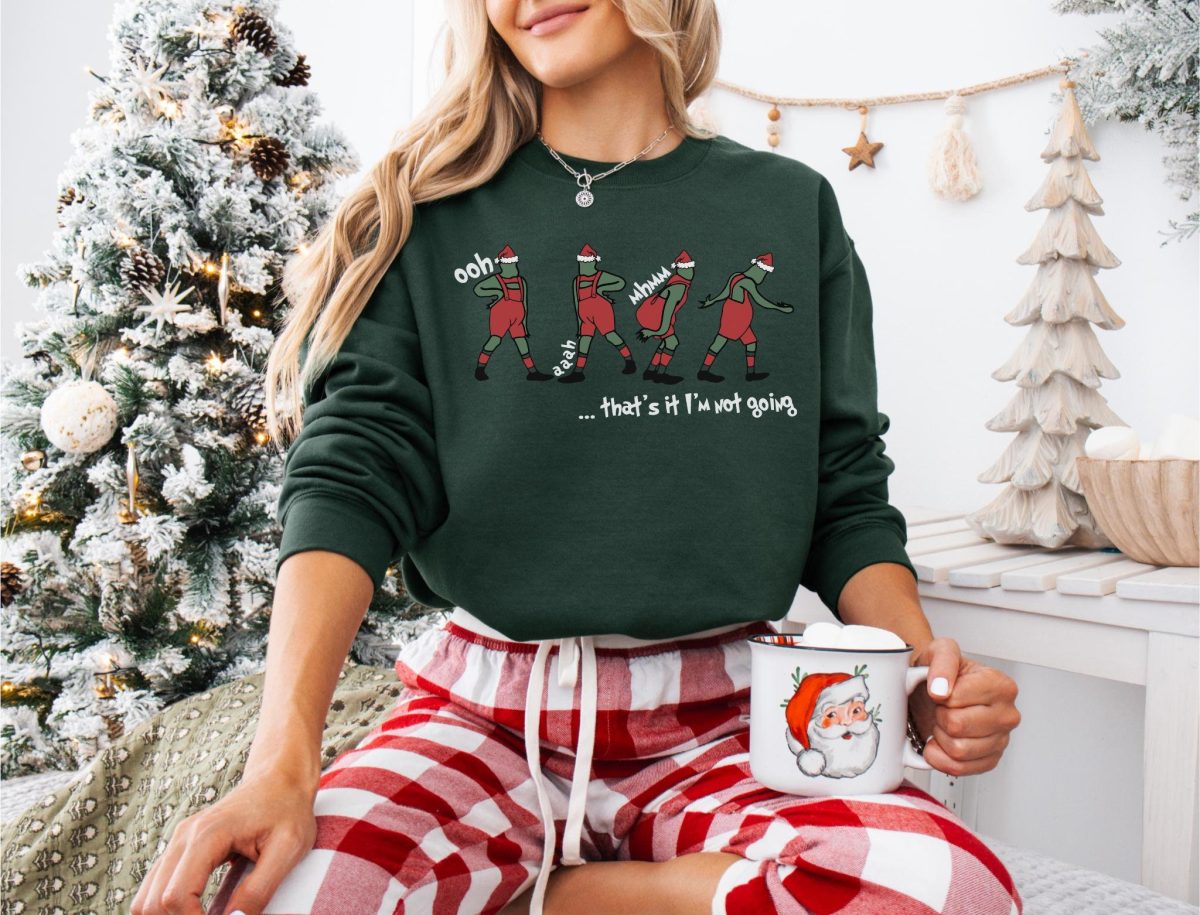 Thats It Im Not Going Sweatshirt Grin T Shirt Christmas Crewneck Christmas Gift Cute Xmas Tee unny Christmas Sweatshirt Trendy shirt 1